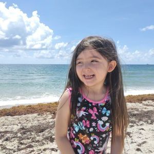 Meet your Posher, Ana